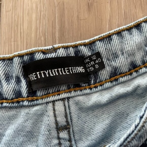 𝅺PRETTY Little Thing | High Waisted Distressed Shorts - Picture 3 of 9
